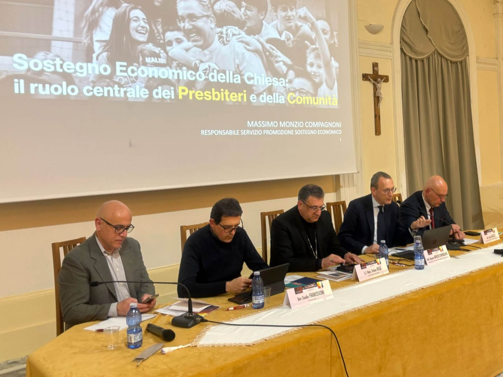 Foto incontro: “Un Prete libero per una Chiesa povera"del 7 e 8 marzo 2025 della commissione Sovvenire della CEC